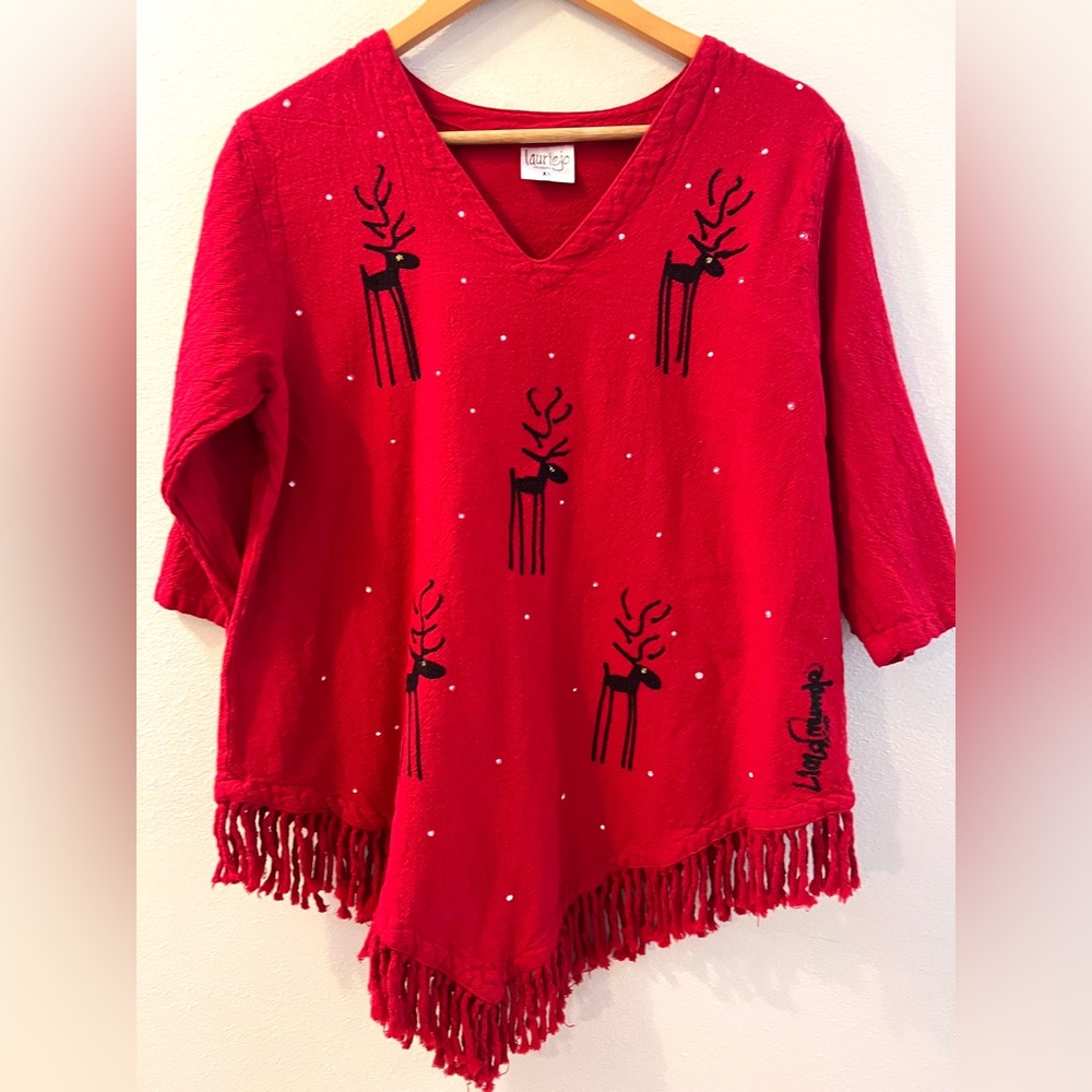 VTG LaurieJo Reindeer V-Lattice Top